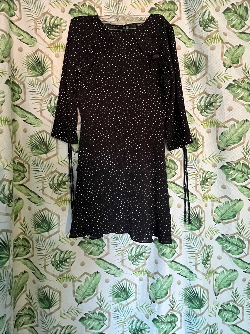 Topshop Black Polka Dot Long-Sleeve Tie-Cuff Dress